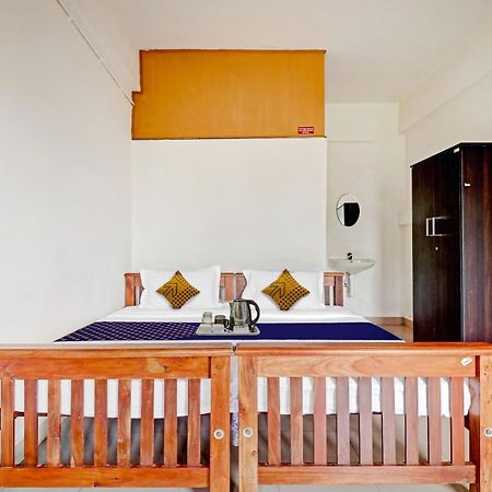 Spot On Jayesh Guest House Nashik Zewnętrze zdjęcie